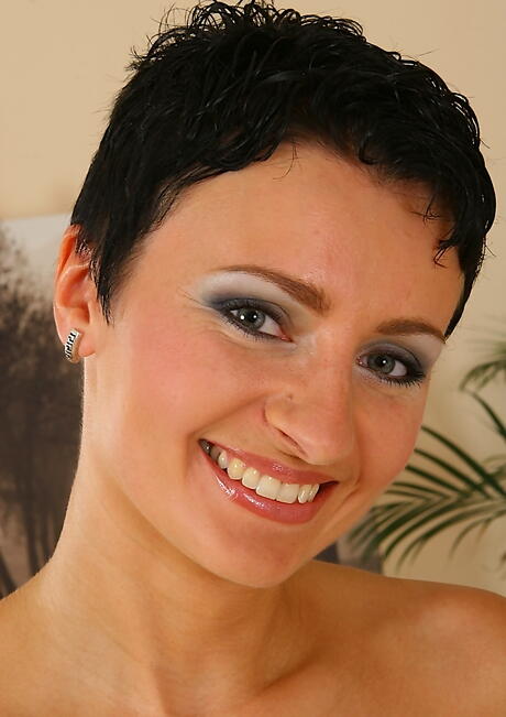 Excellent american brunette milf Jordan Kingsley shows her butt in nice skirt and cute pussy 